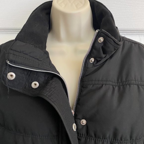 Black Calvin Klein Performance Vest - Picture 3 of 7